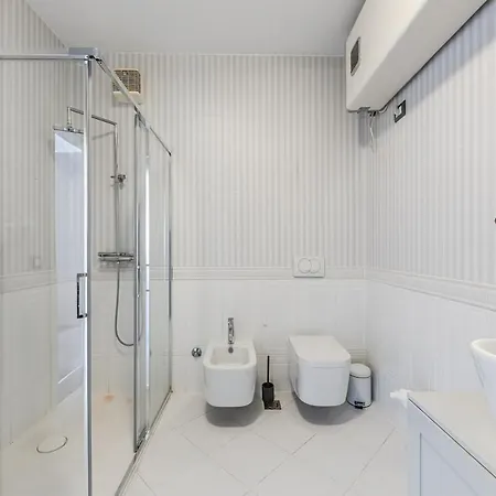 Appartement Lights 2br With Balcony By Pikhost *